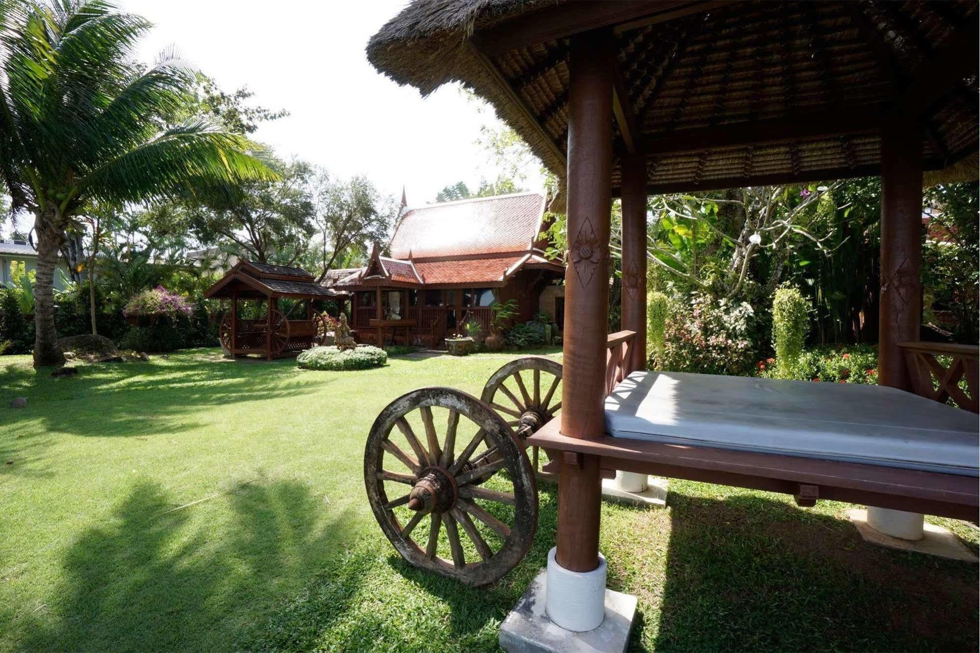ホテル Baan Sang Pathum Rawai エクステリア 写真